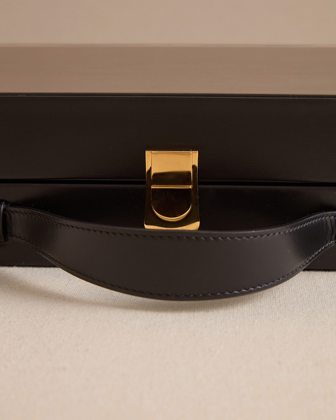 Rear Window Backgammon in Black and White