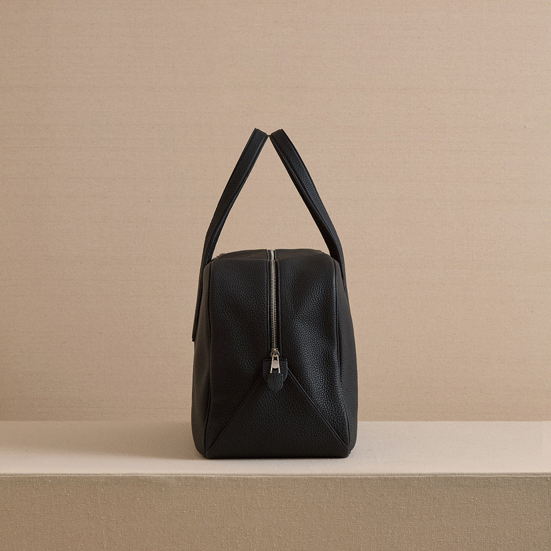 Archer 42 in Tumbled Grain Black