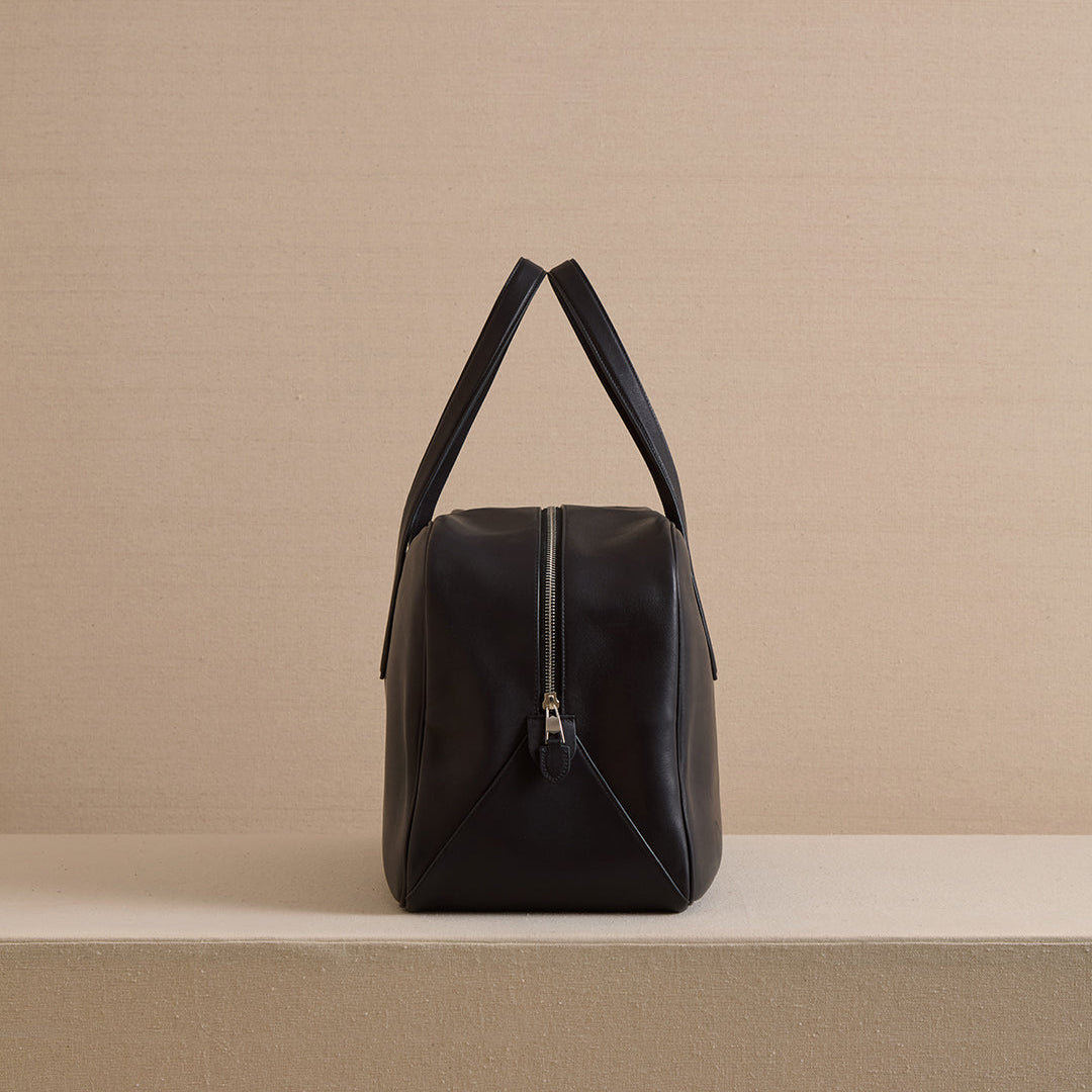 Archer 42 in Supple Soft Black