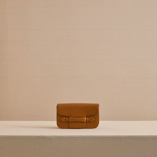 Romy Clutch in Luggage