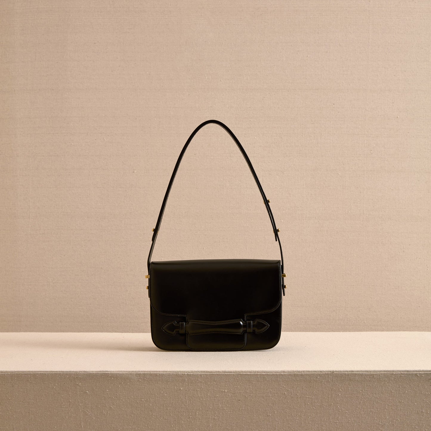 Romy 25 in Black