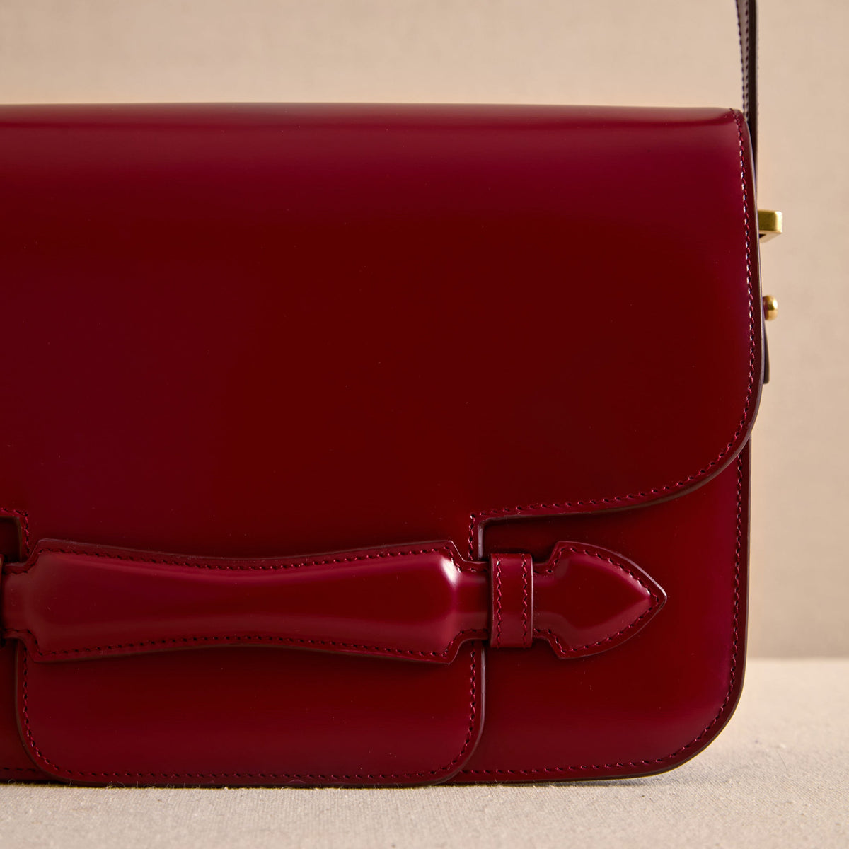 Romy 25 in Oxblood