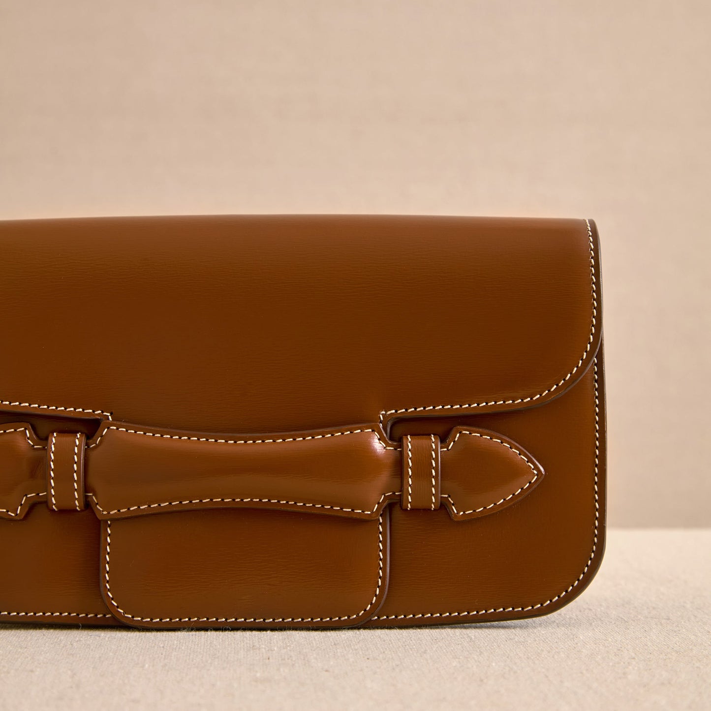Romy Clutch in Acorn