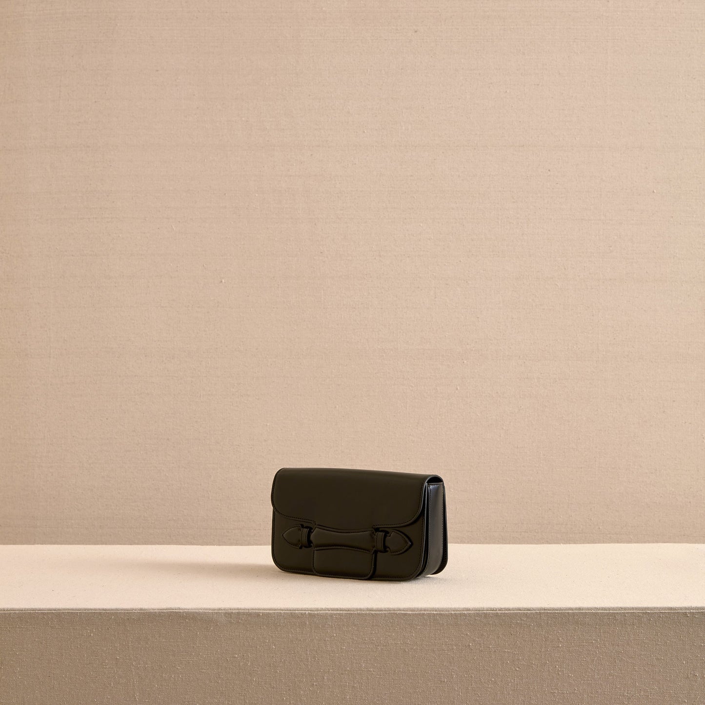 Romy Clutch in Black