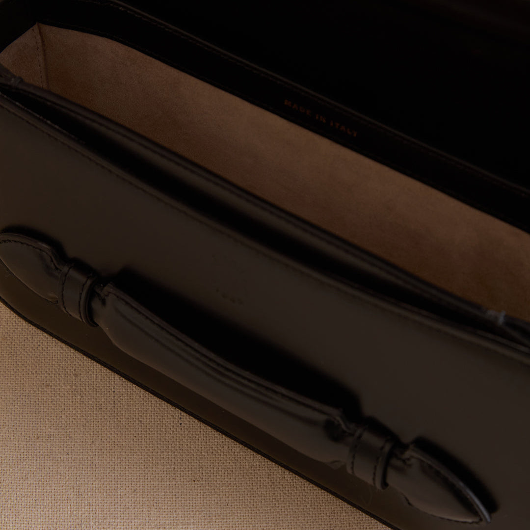 Romy Clutch in Black