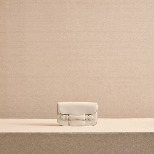 Romy Clutch in Ivory