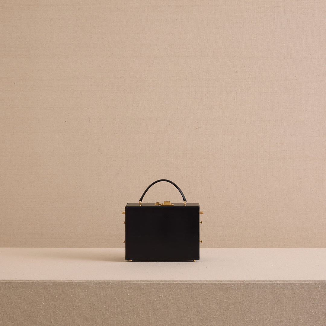 Grace 18 in Black