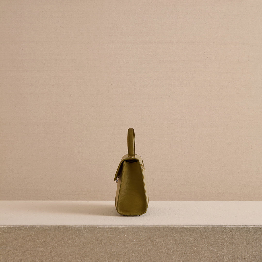 Madeline 21 in Canvas Olive