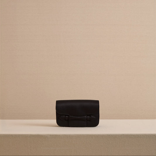 Romy Clutch in Black