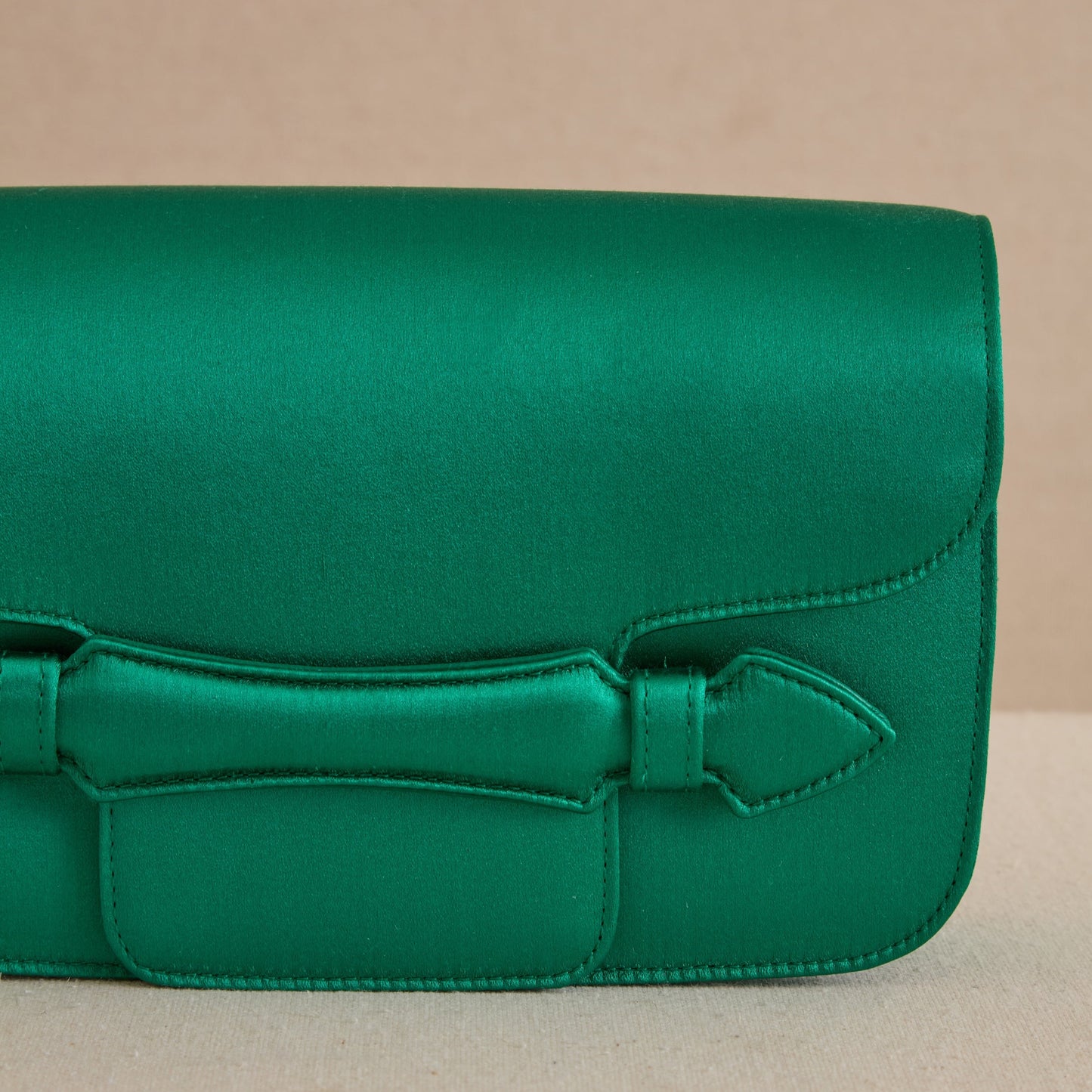Romy Clutch in Emerald