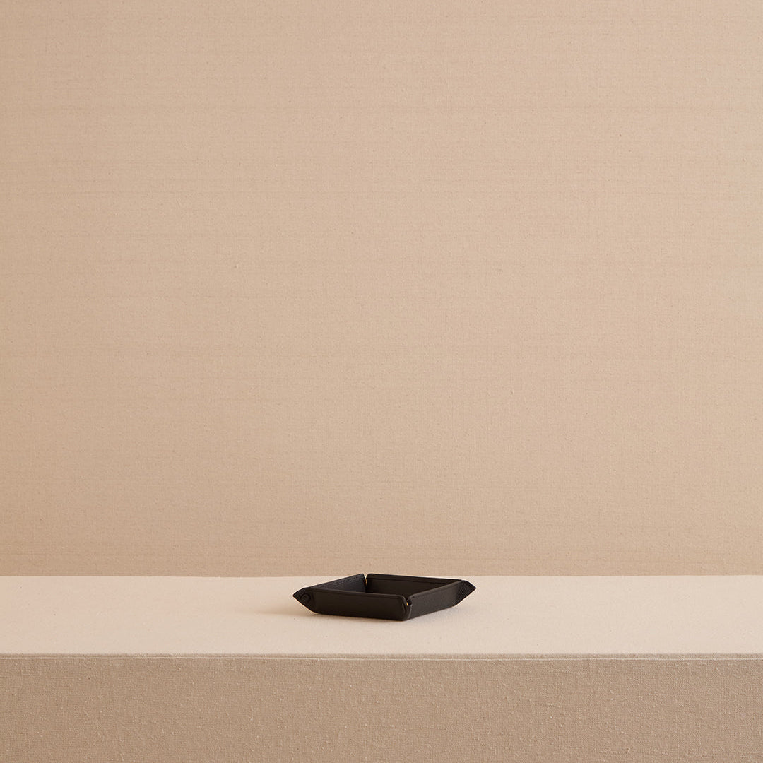 Valet Tray 14 in Black