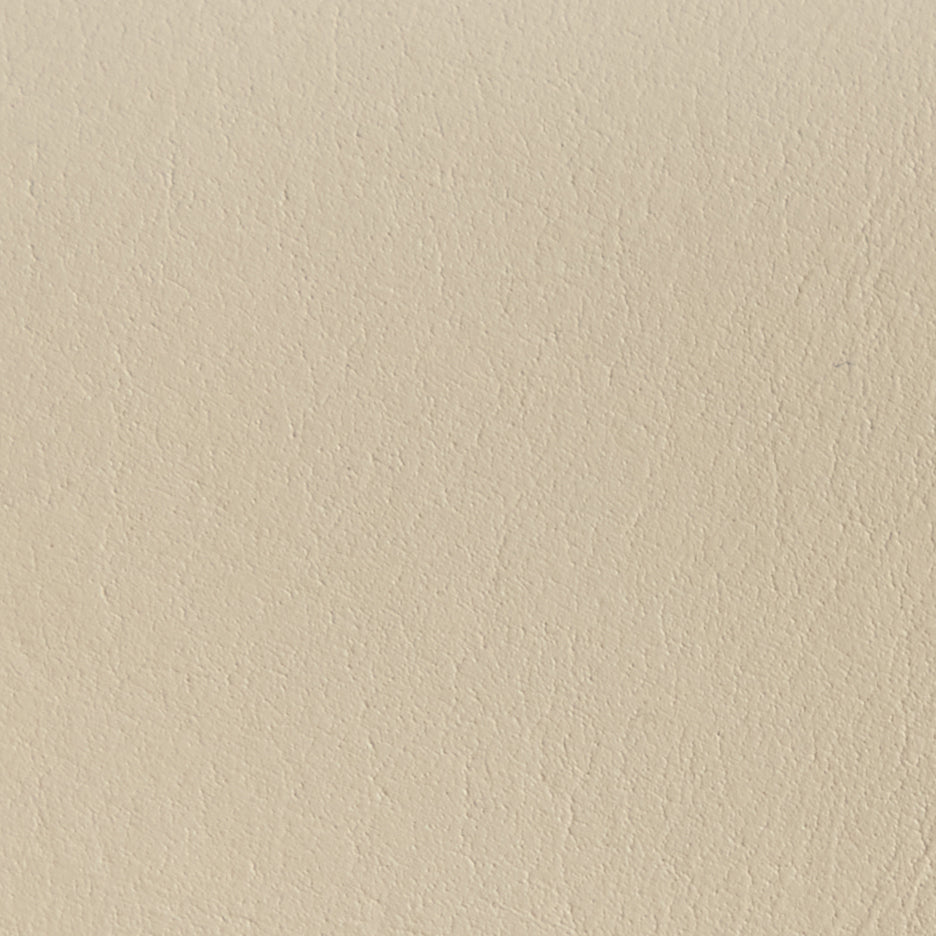 Romy Clutch in Ivory