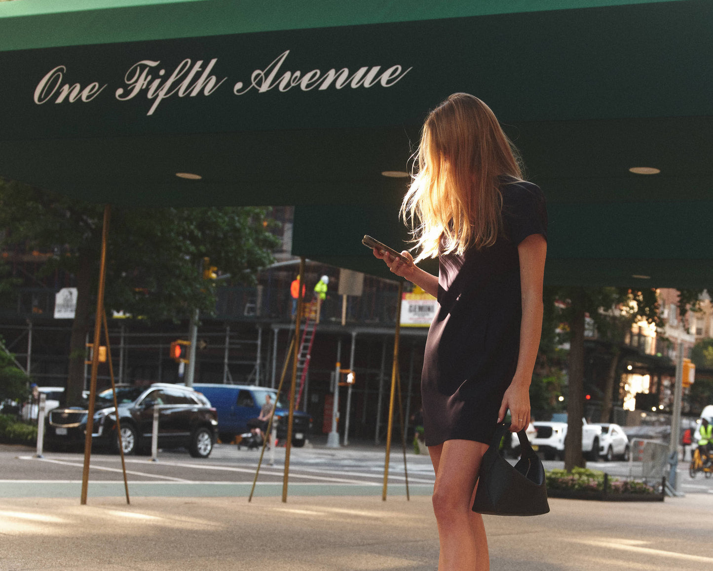 Mason 24 in Black