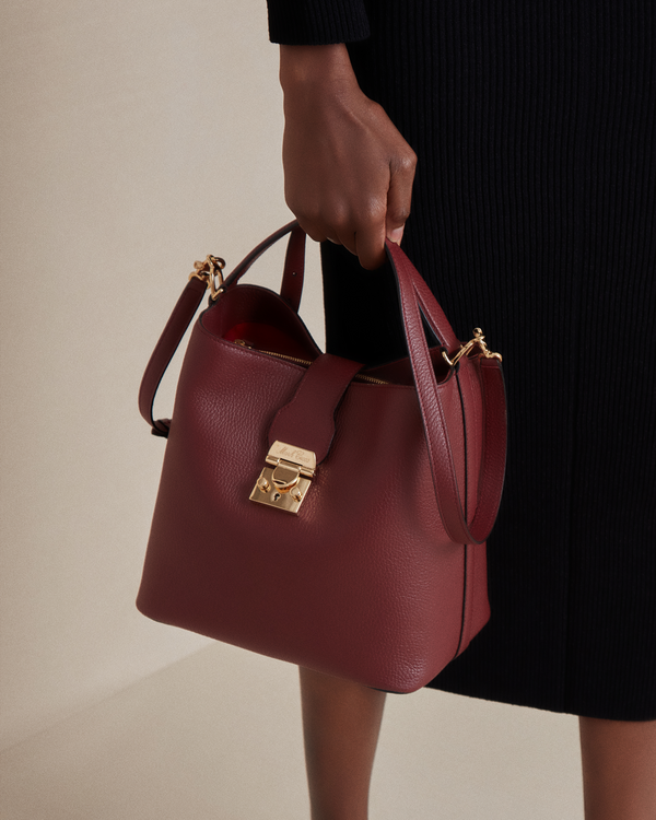 Mark top cross handbags