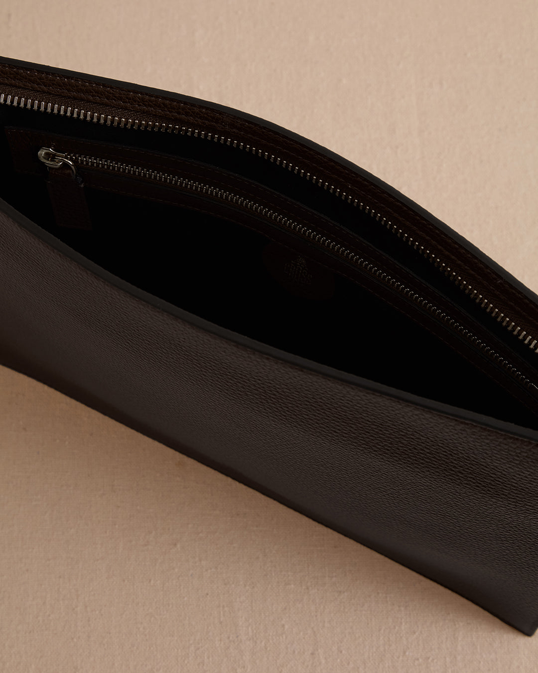 Harry 24 in Chocolate