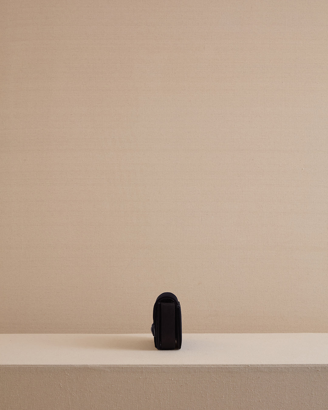 Romy Tuxedo Clutch in Black