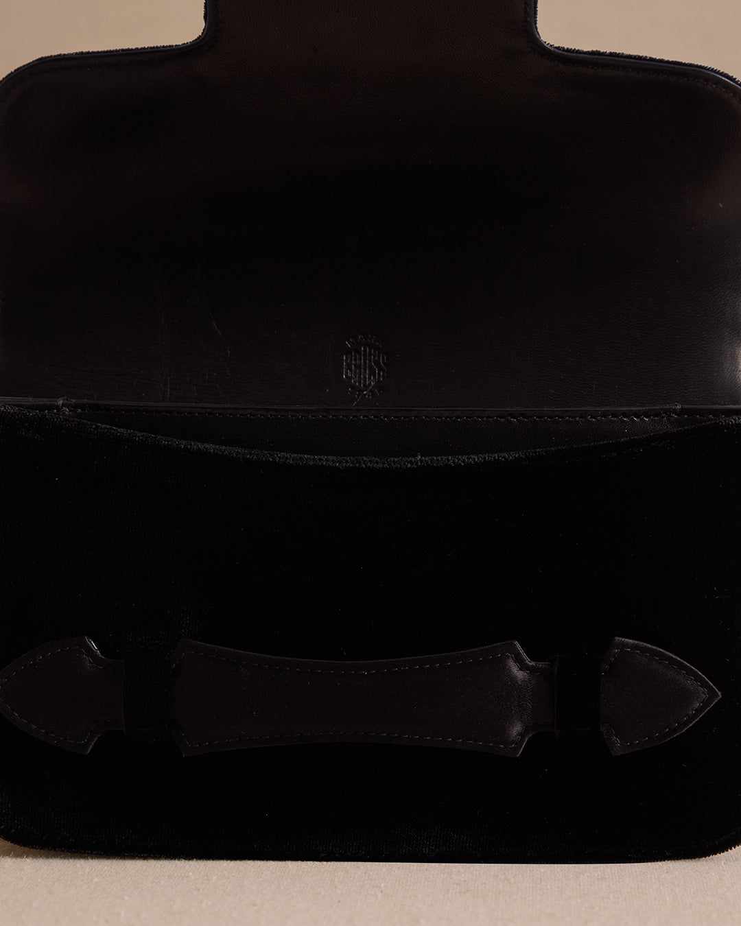 Romy Tuxedo Clutch in Black