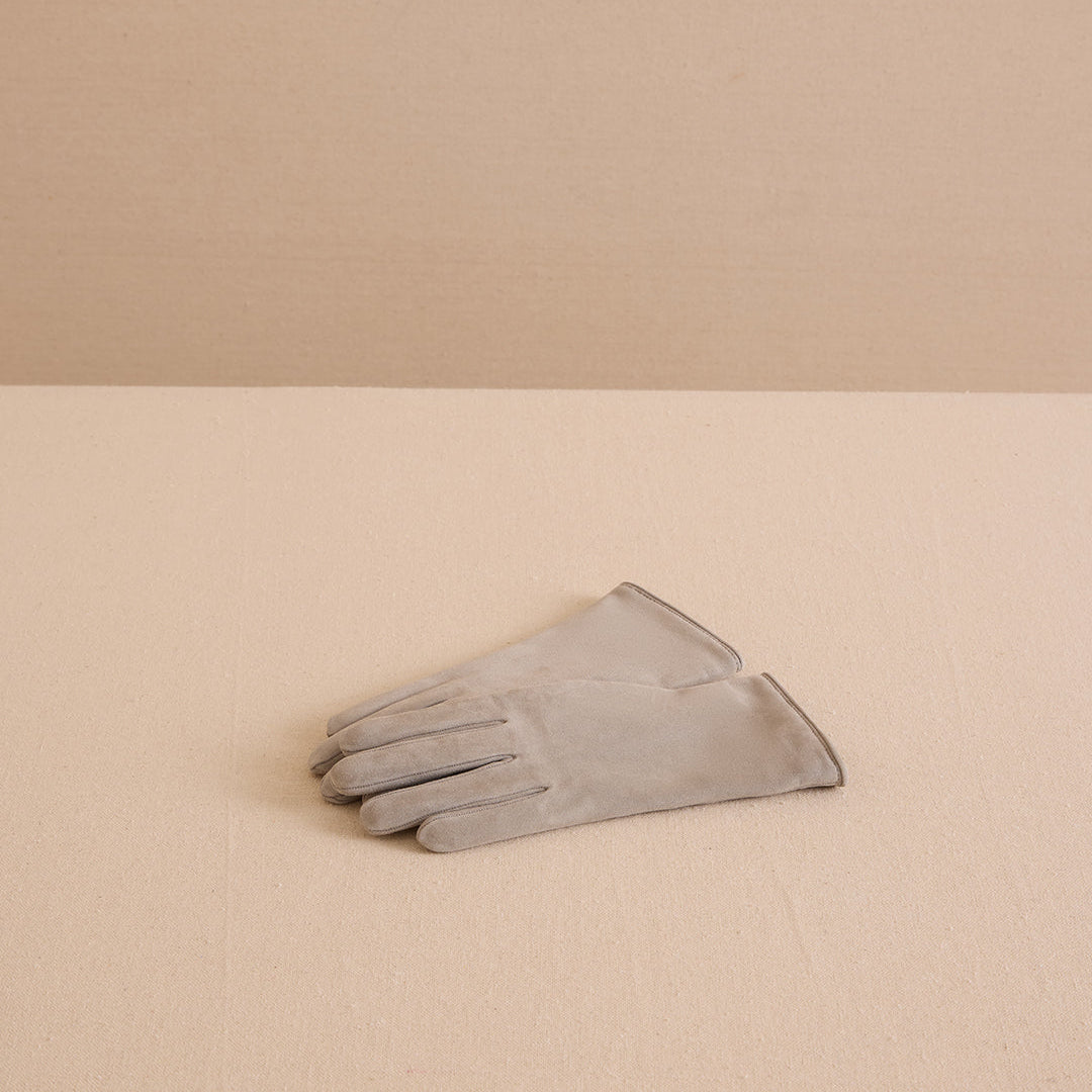 Babe 24 in Pale Grey
