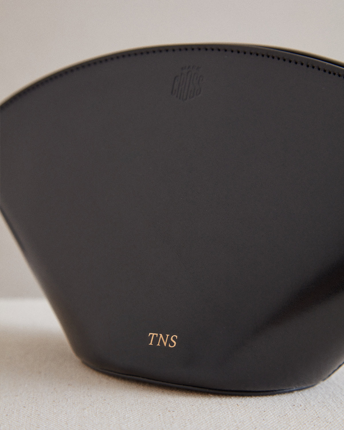 Arc Pouch