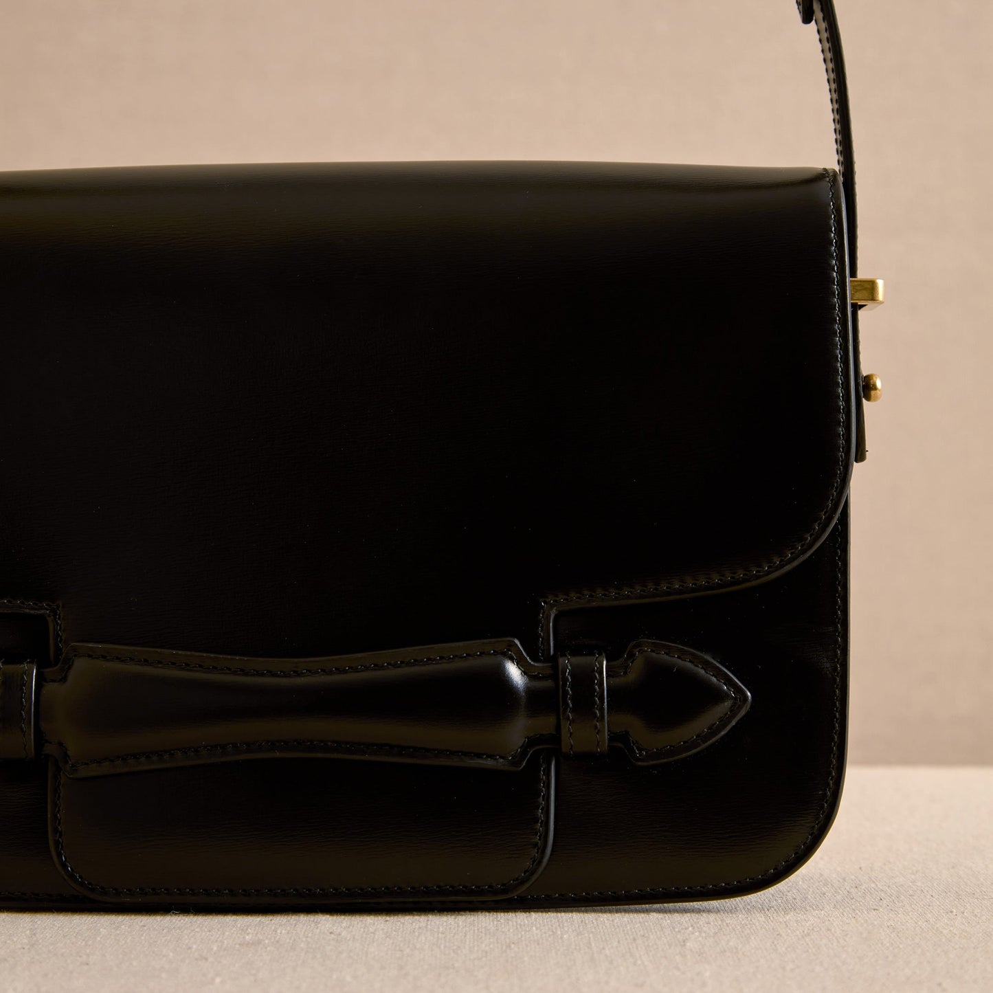 Romy 25 in Black
