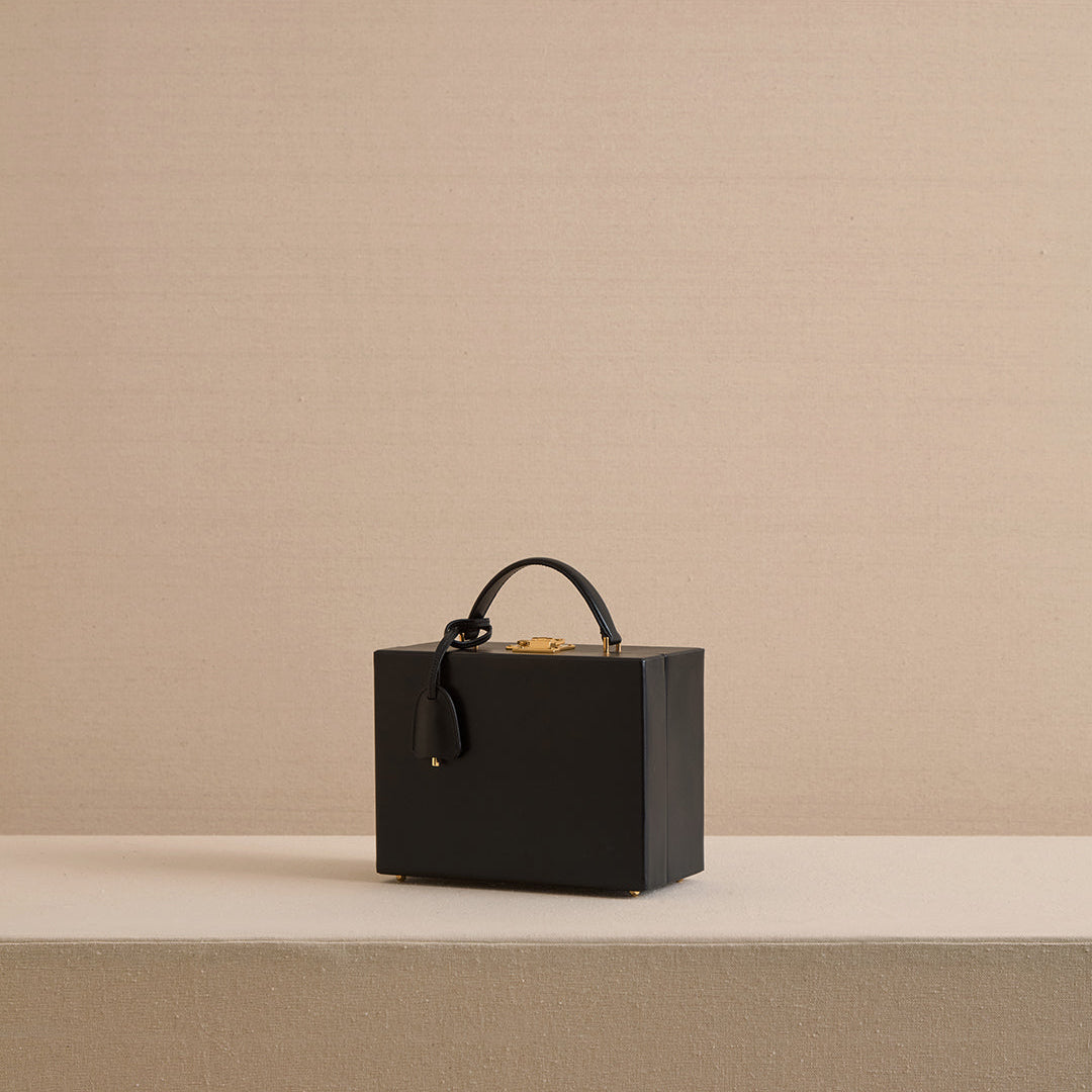 Grace 21 in Black