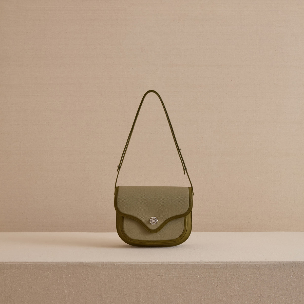 Jane in Canvas Olive