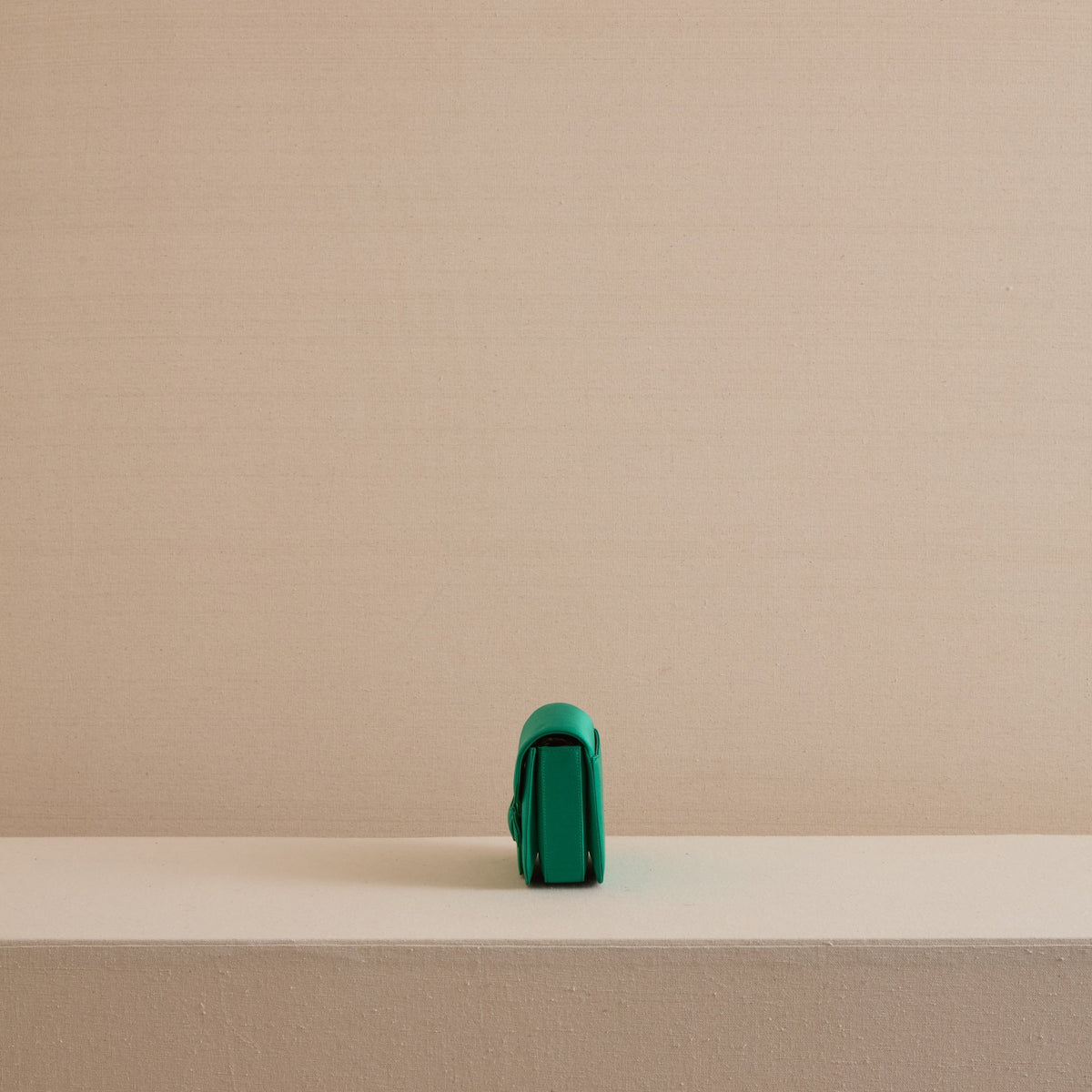 Romy Clutch in Emerald