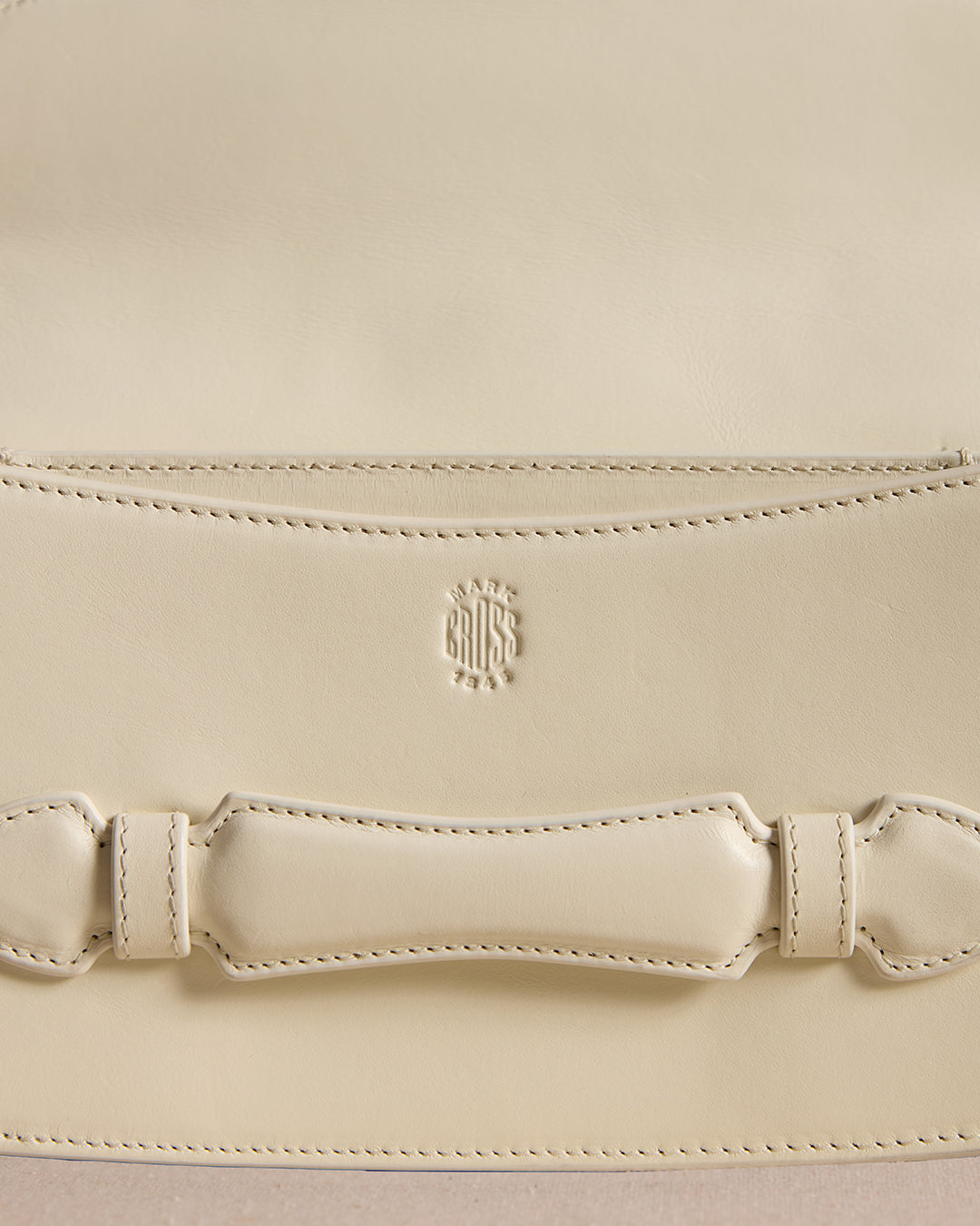 Romy Clutch in Ivory