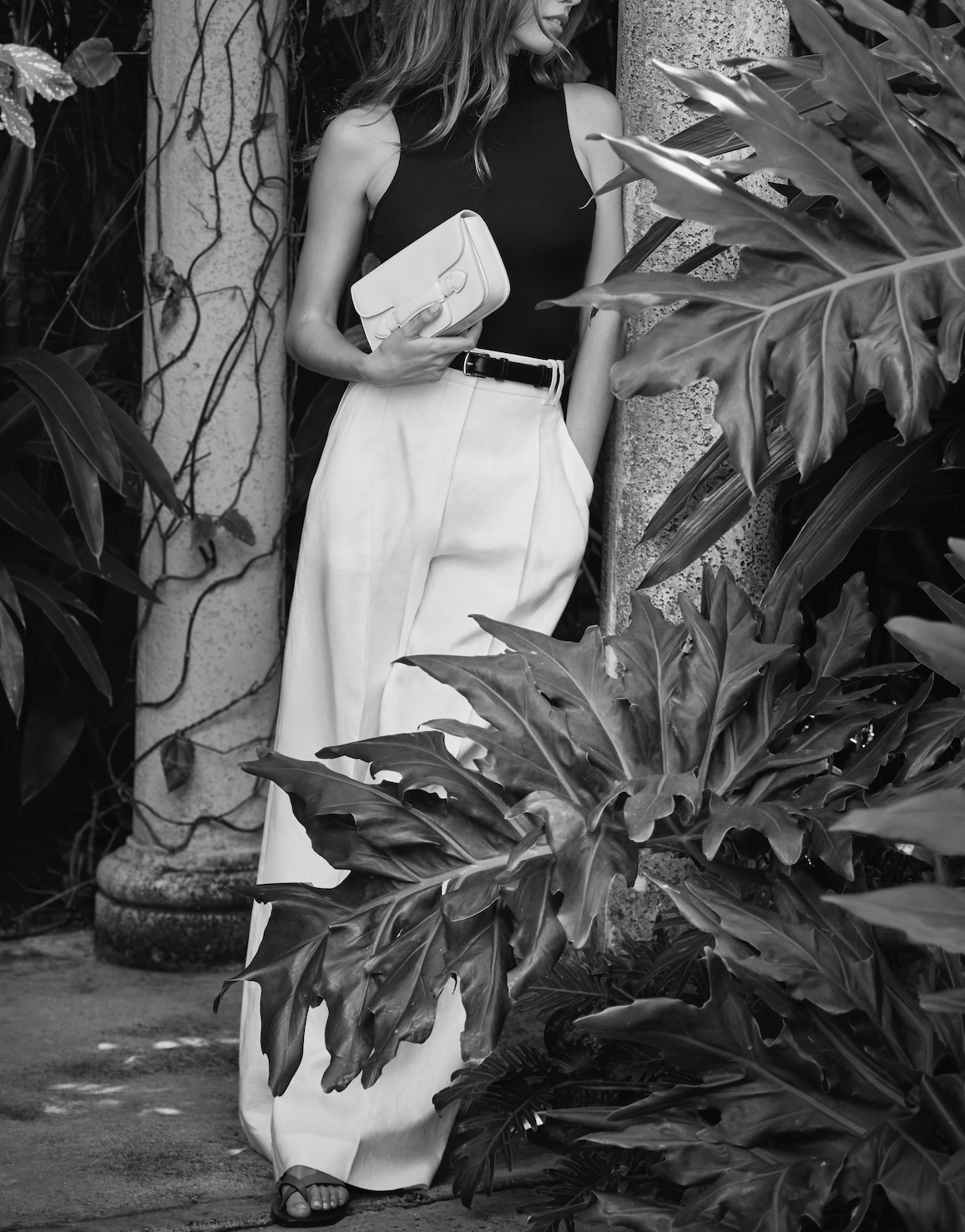 Romy Clutch in Ivory